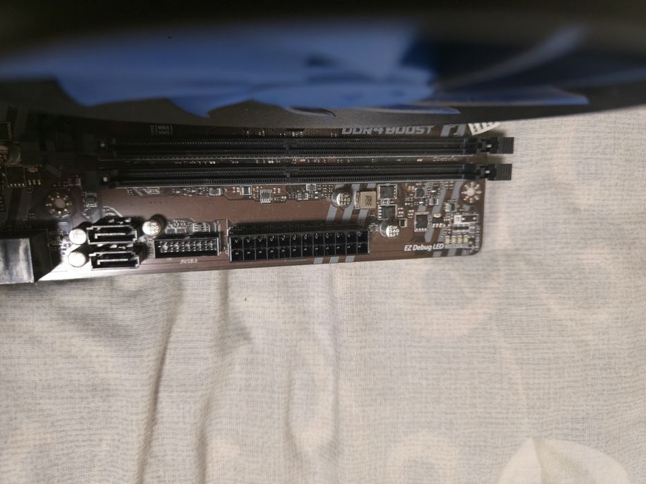 Комплект I3 10105f/ MSI B460