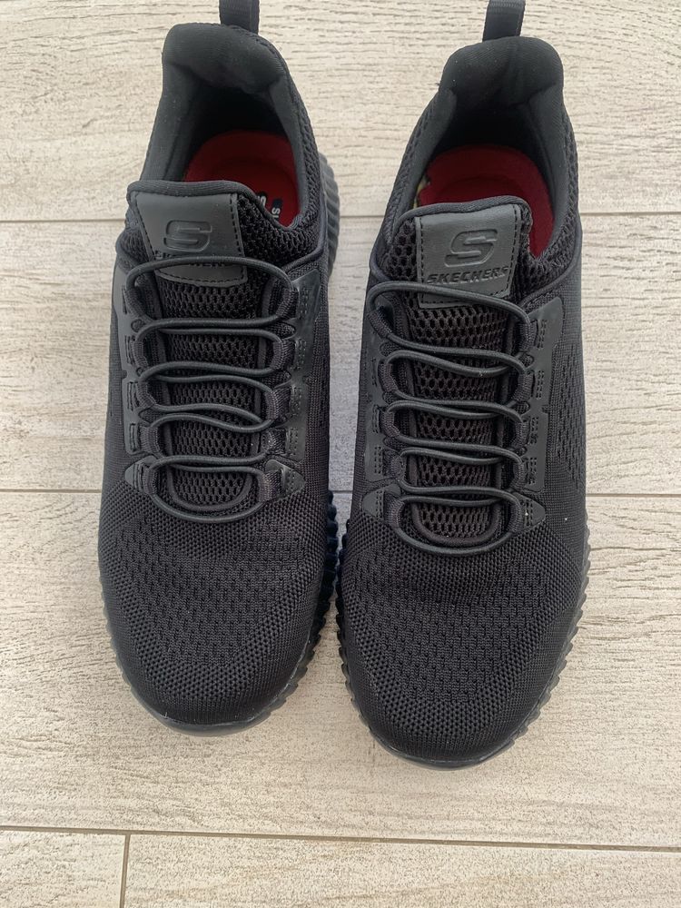 Кросівки Skechers Relaxed Fit Air-Cooled Memory Foam (EU 41)