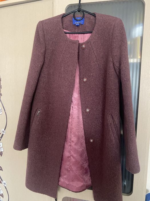 Пальто жіноче весна- осінь