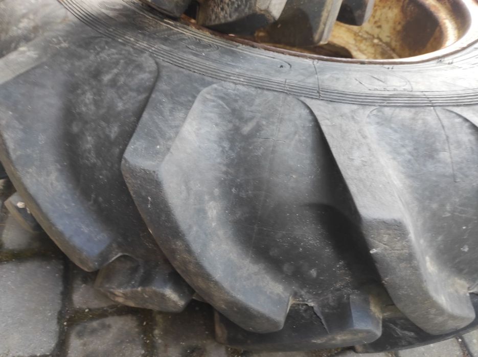 Sprzedam opony rolnicze  z felgami jak nowe 14.9/24 AS