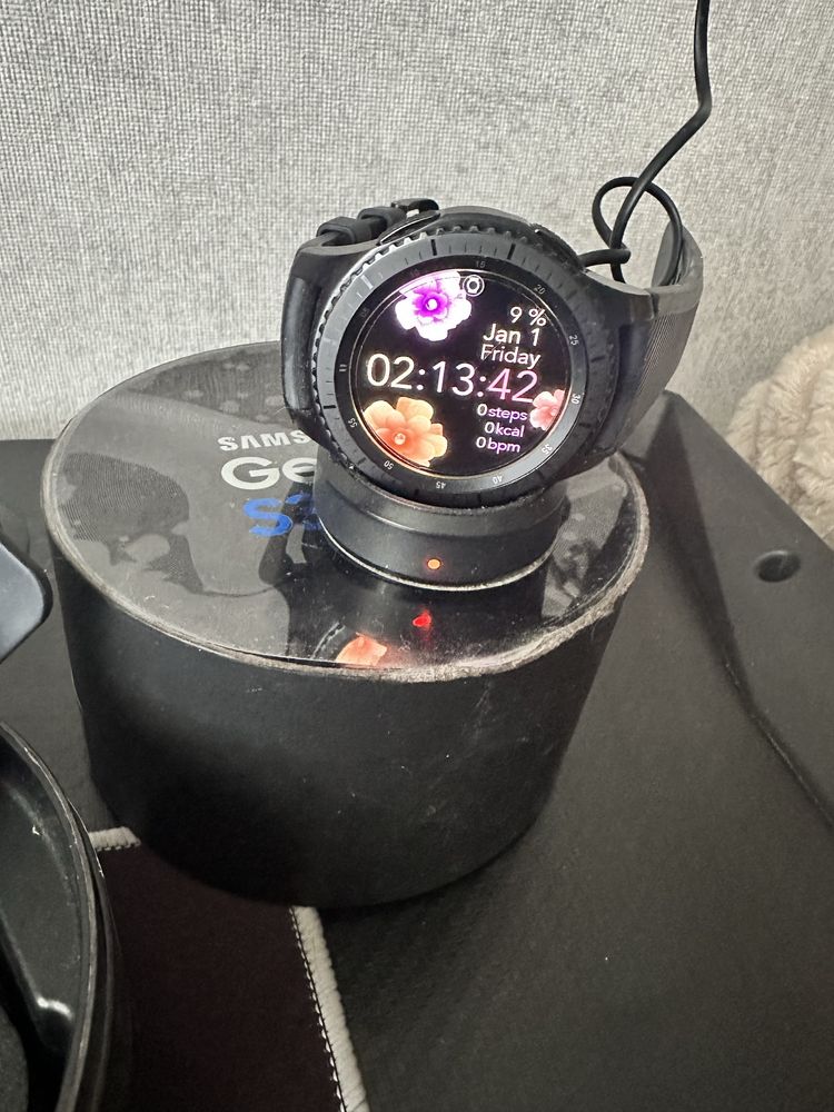 Часы Samsung Gear  S3