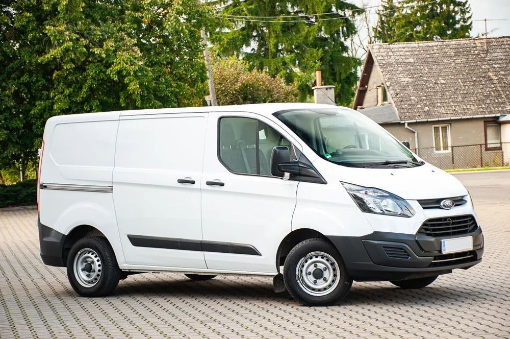 Ford Transit Custom  Piękny Jak Nowy z Niemiec
