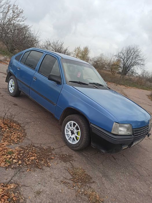 Продам Опель Кадет.Газ-бензин