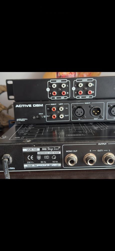 Sprzet audio rack wskazniki db + mixer