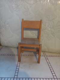 Детский деревянный стул