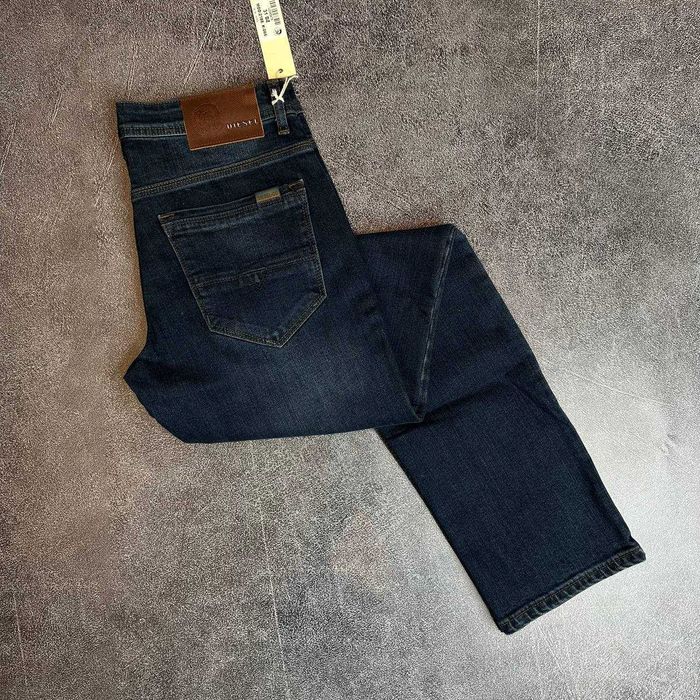 Стильні чоловіч іджинси Diesel(розмір-31)