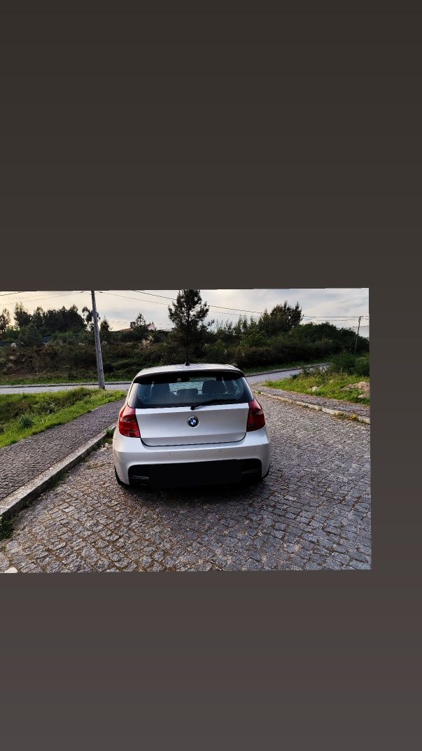 BMW série 1/ 118D  / GPS