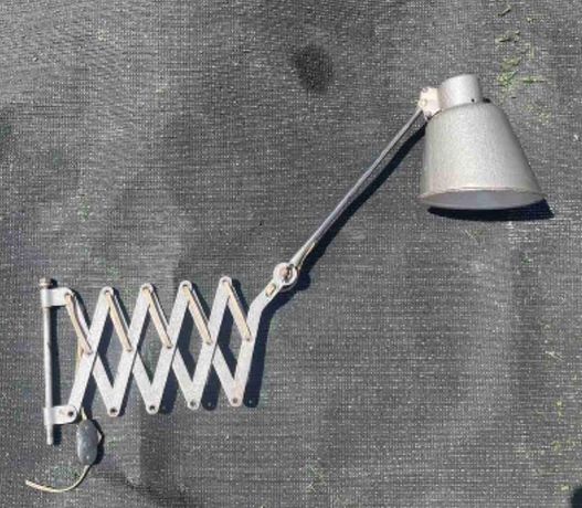 Продам винтажную раздвижную лофт лампу СССР времен.
