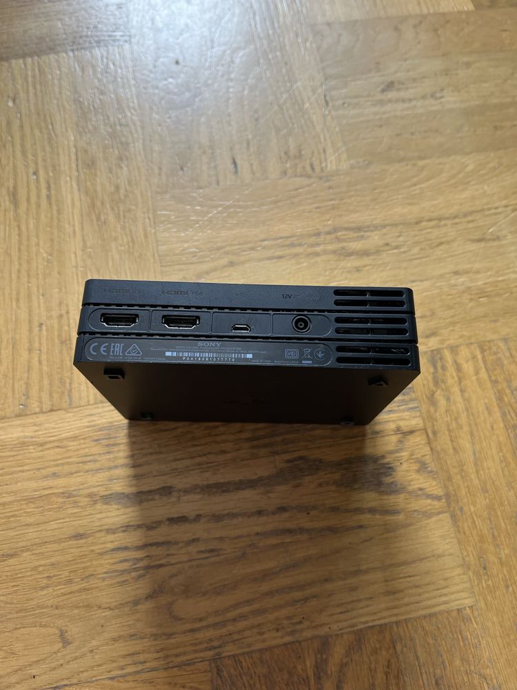 Konsola ps4 + okulary VR