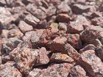 Grys Czerwony Vanga 16-22 mm Kwarcowy Marianna Kora Bazaltowy Granit
