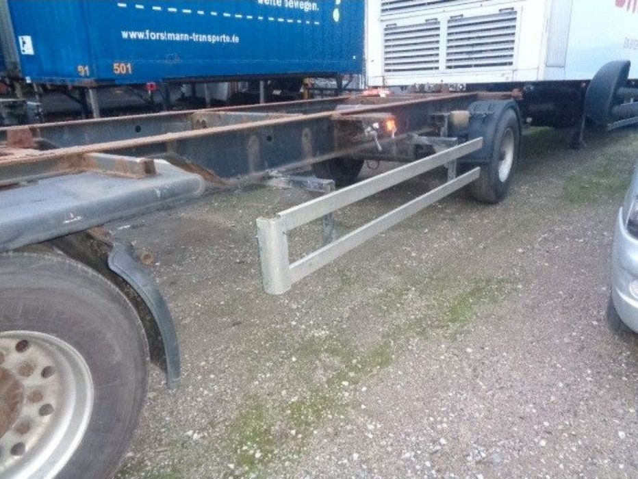 Przyczepa KRONE BDF 22,5 laweta rolnicza platforma rama podłoga