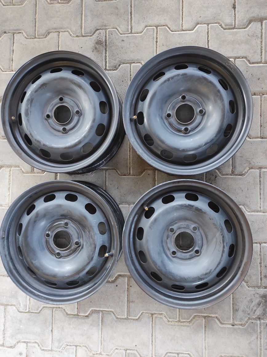 Felgi stalowe 6x15 cali 4x108 ET45 63.4 Ford Fiesta czujniki TPMS#4405