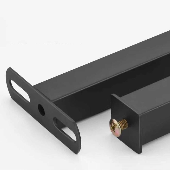Metalowe nóżki do łóżka 18 cm, reglowane + 2cm z mocowaniami-2 sztuki