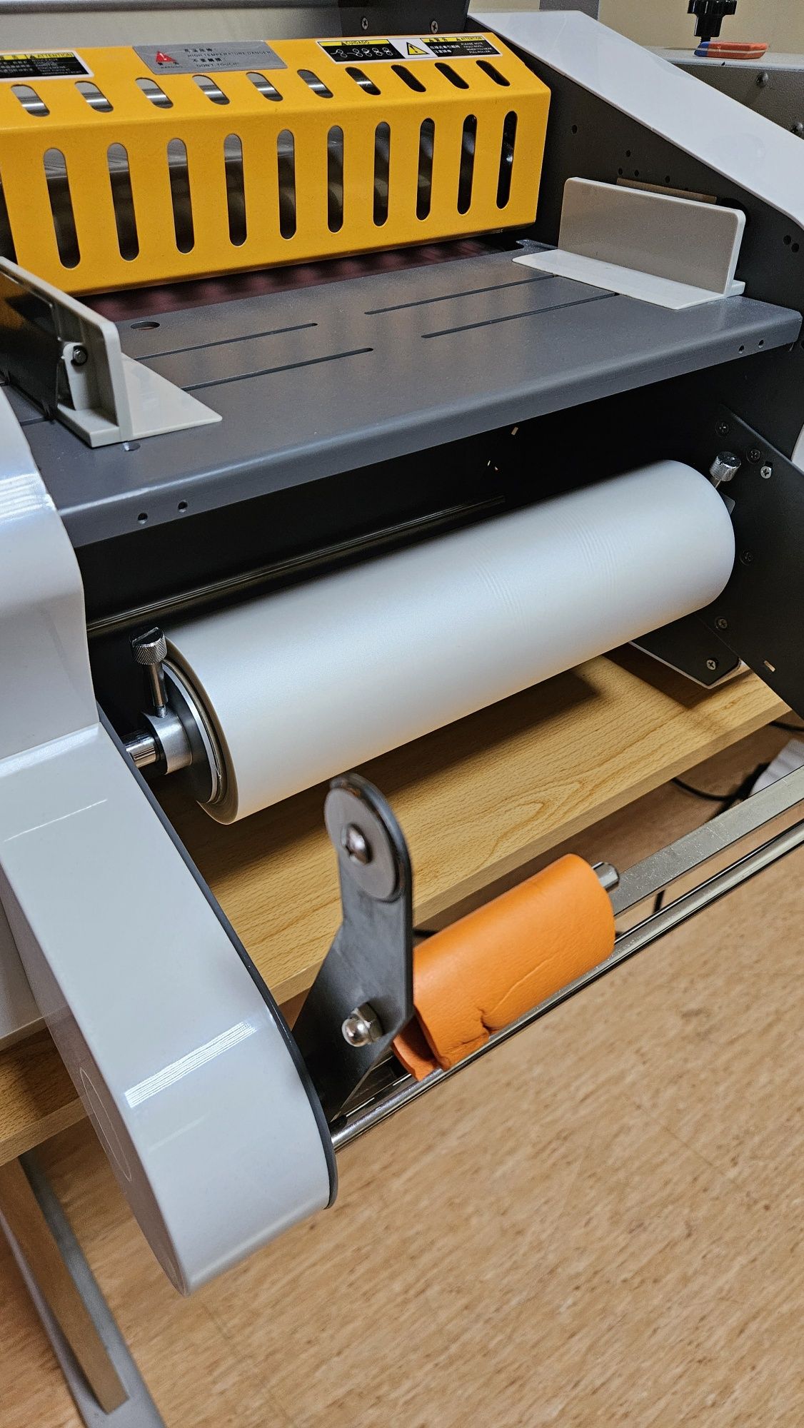 Laminadora / plastificadora F350