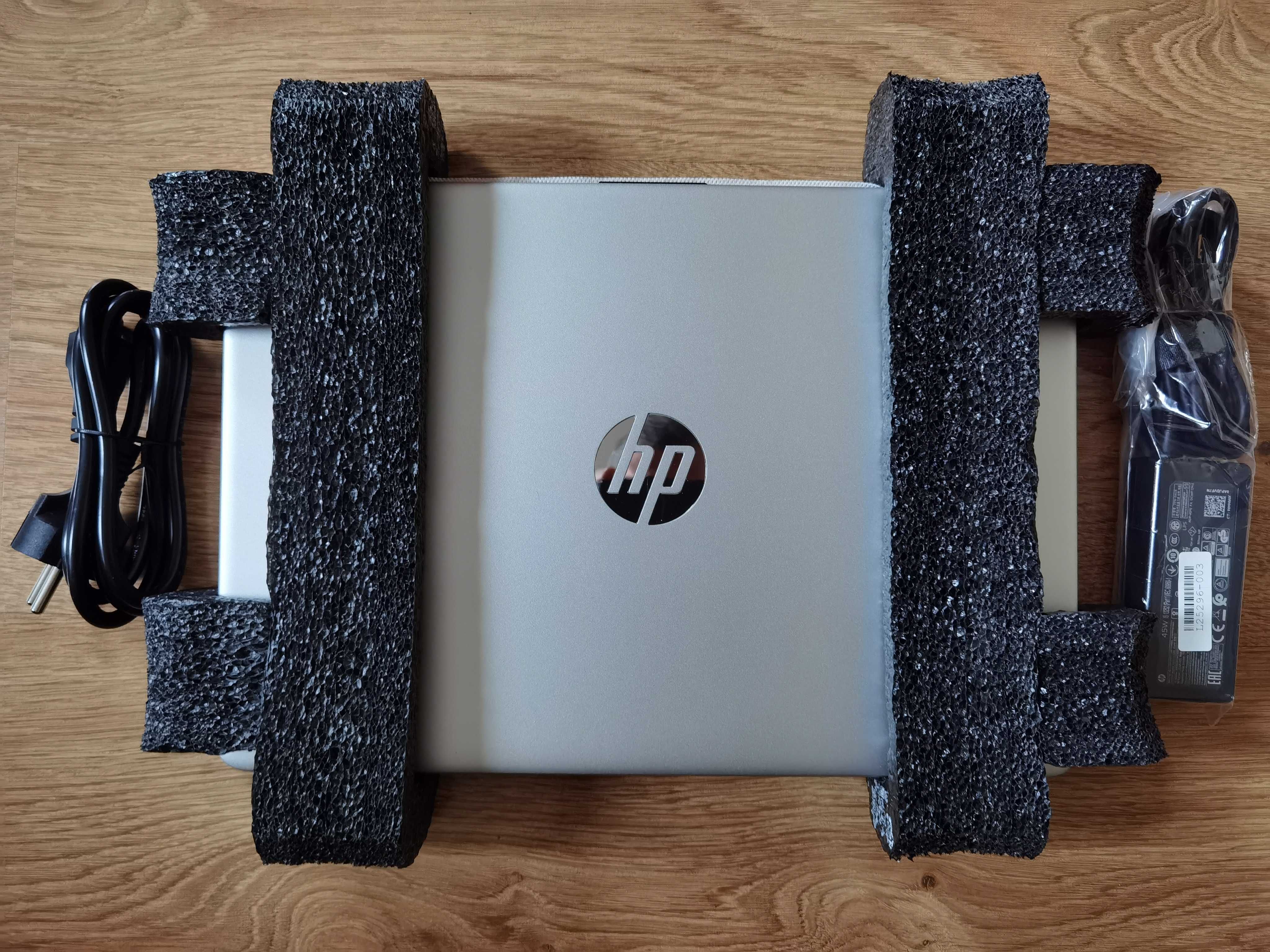 Nowy Laptop HP 14 Intel Core i3 1.2 GHz 8 GB 256 GB