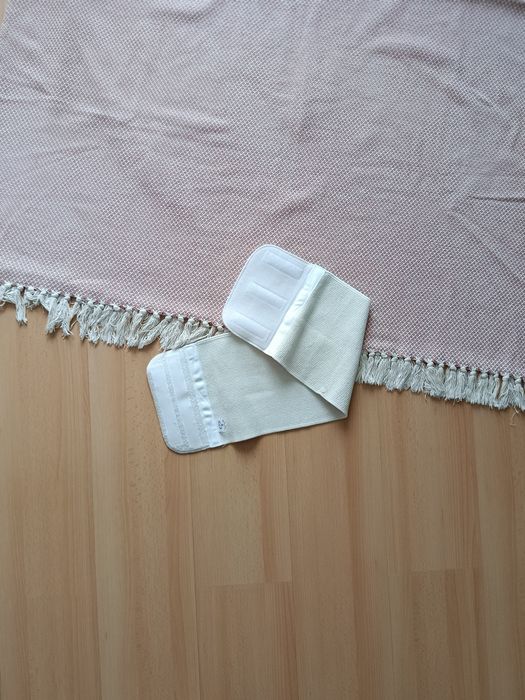 Pas brzuszny pooperacyjny uciskowy S