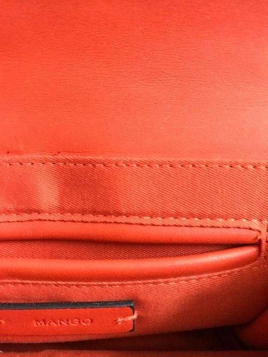 Яркий замшевый клатч от mango mango шикарная классика! премиум