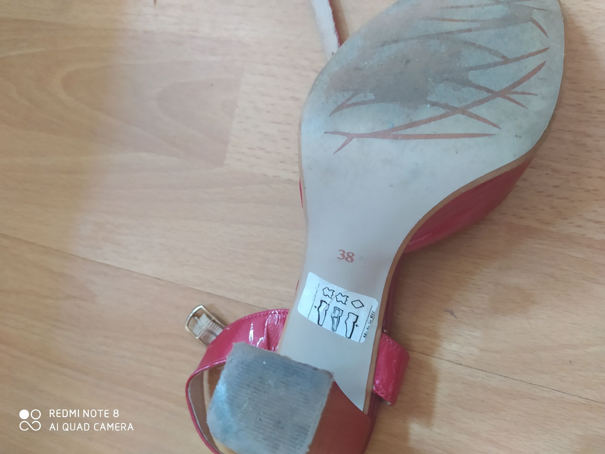 Sandały damskie skórzane markowe rozmiar 3838 skórzane lakierowane