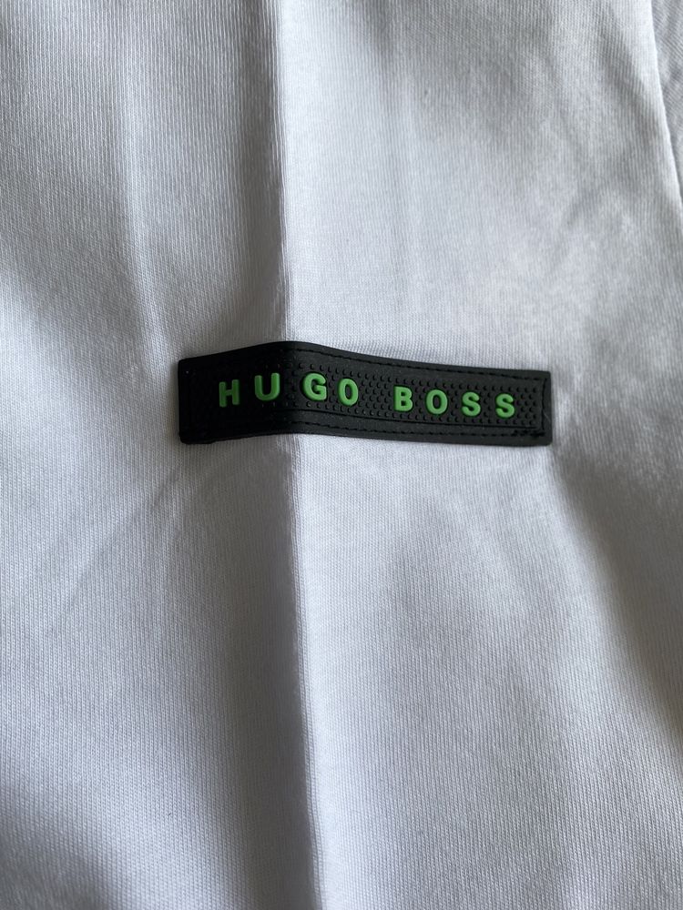 Hugo Boss koszulka t- shirt rozm M i L meska biala nowa