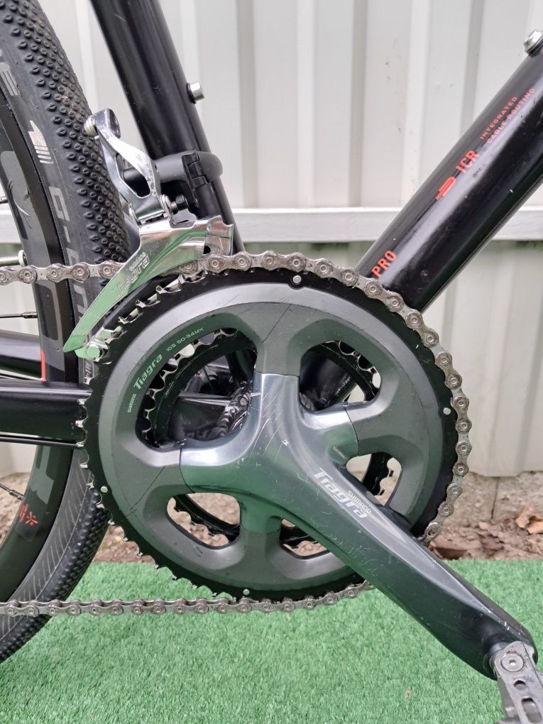 Cube Nuroad Pro велосипед гравійний шосейний гревел Shimano Tiagra 28"