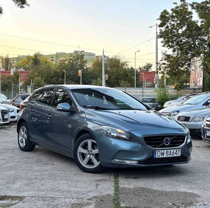 Volvo V40 D2 |1.6 Diesel 115 KM|Manual | Niski przebieg | 2013