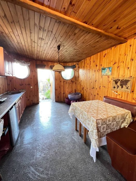 Продам дом с баней и  пирсом в с.Разумовка