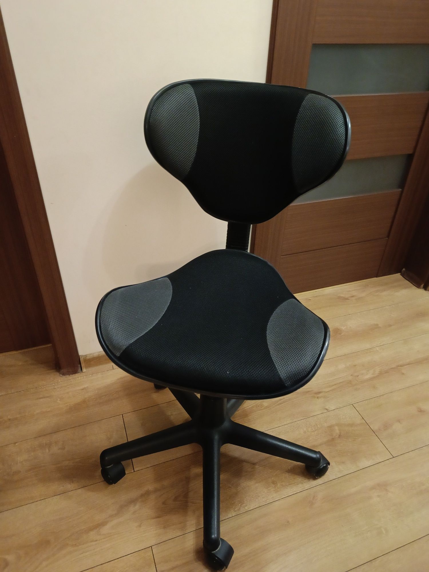 Krzesło  biurowe