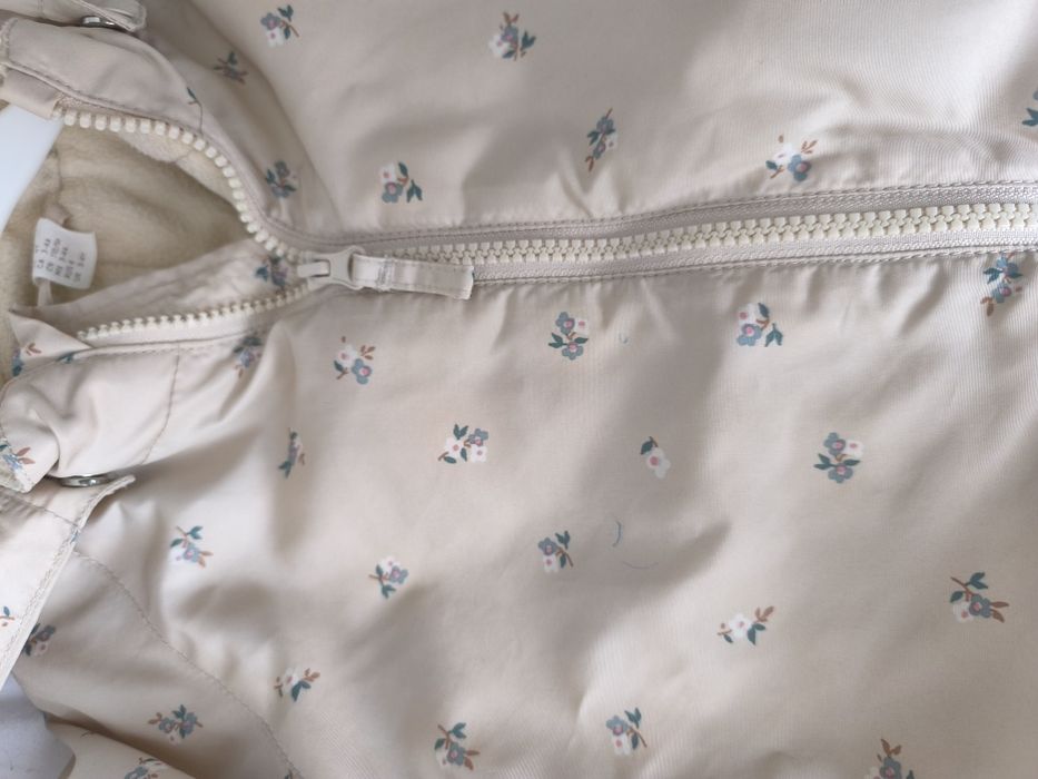 Kombinezon zimowy H&M 104cm beżowy w kwiatki