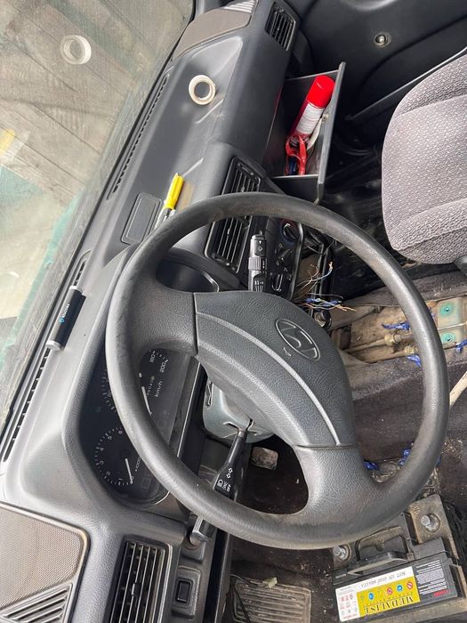 Салон хундай пони 93 год