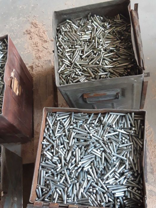 bolce stalowe, sworzeń, pręt, stalowe kołki