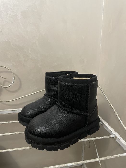 Зимові ботинки на хлопчика