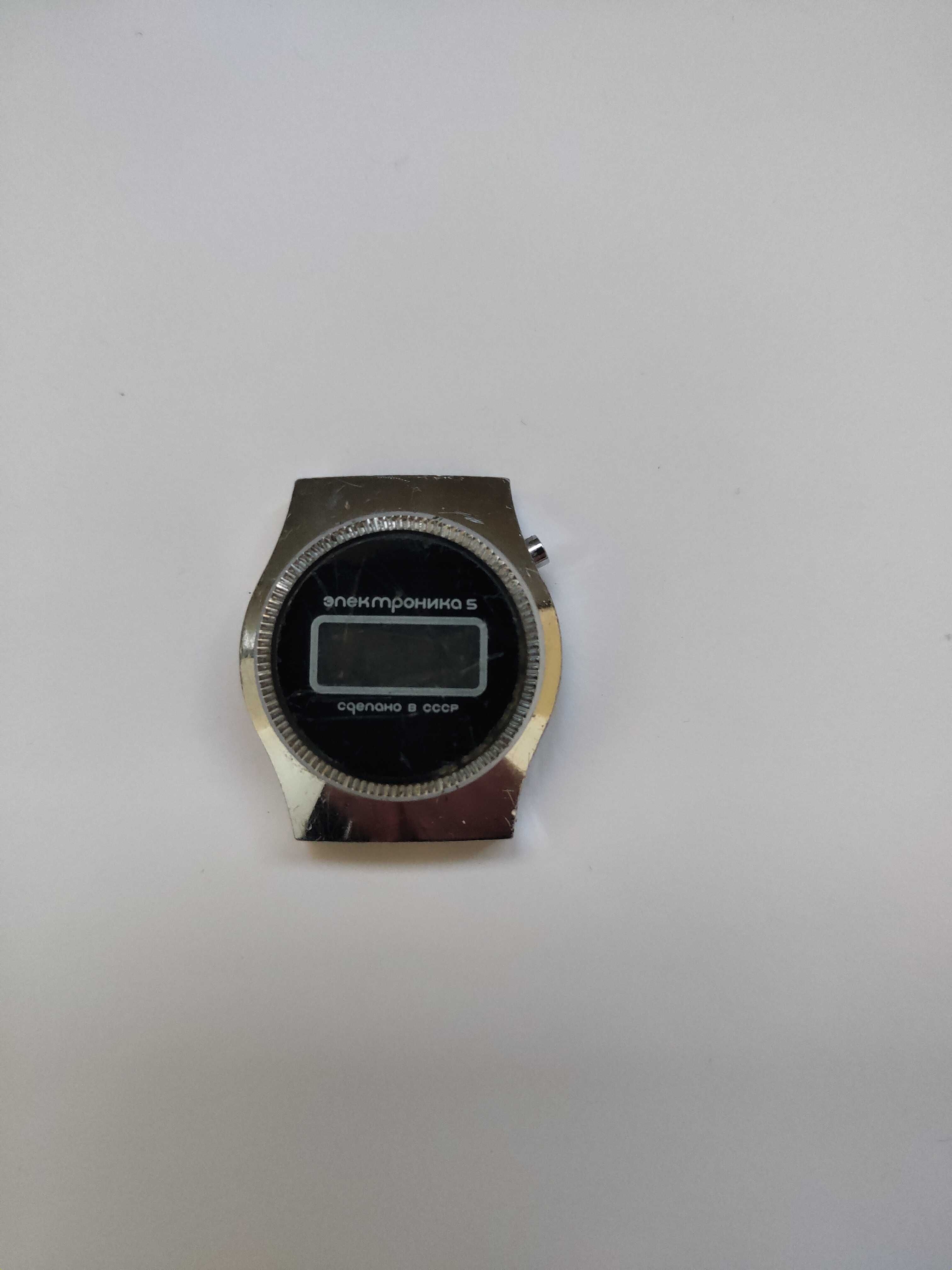 Часы ретро Электроника 5 1980 х. Сделано в Ссср