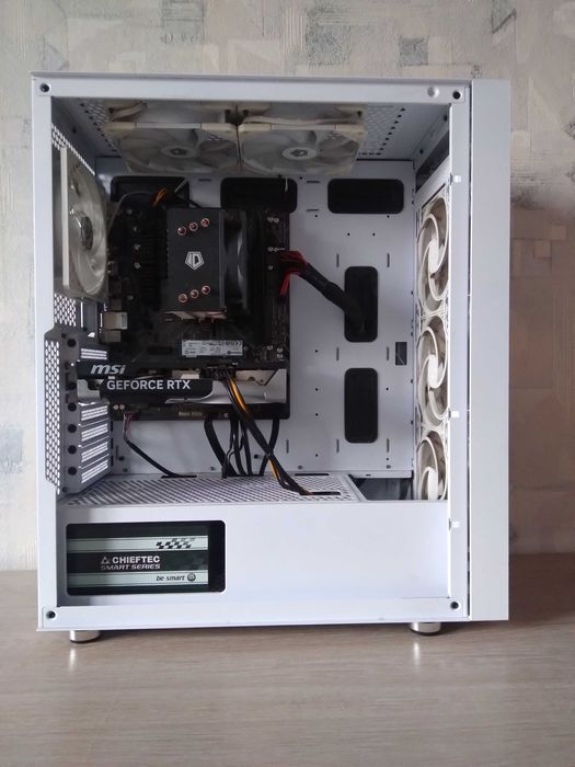 Ігровий Комп'ютер | RTX 5060 | Ryzen 5 5600 | 32 GB RAM 3600 | SSD
