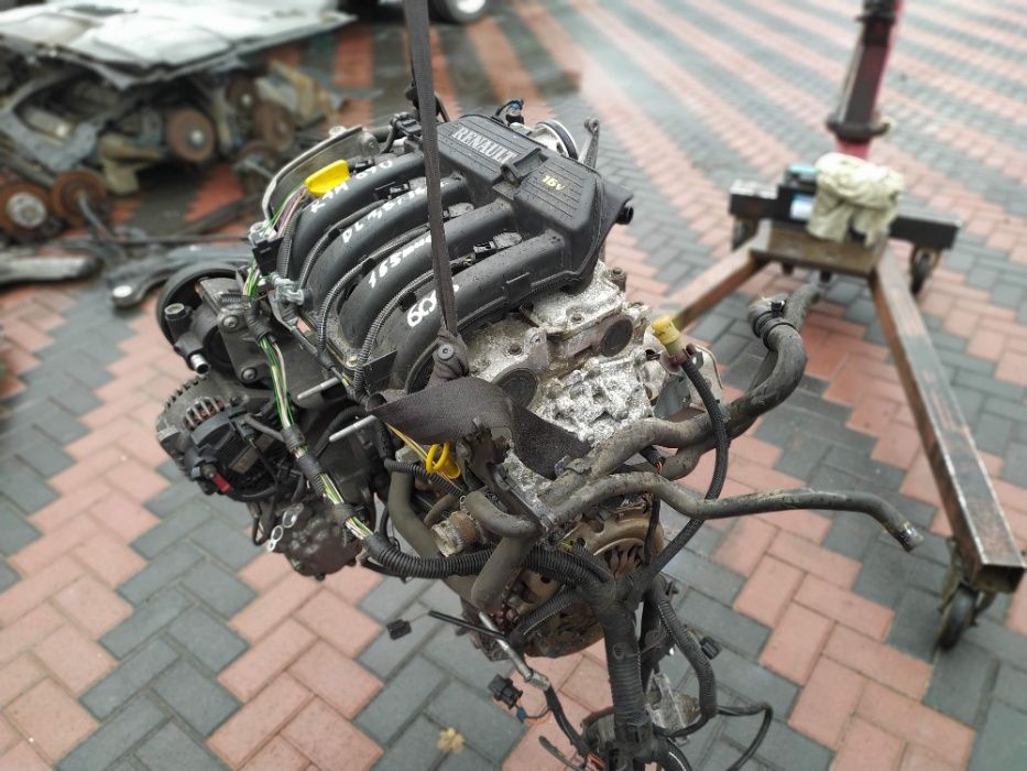 Двигатель Dacia Logan 1.6 бензин k4m690 пробег 165 тис. км