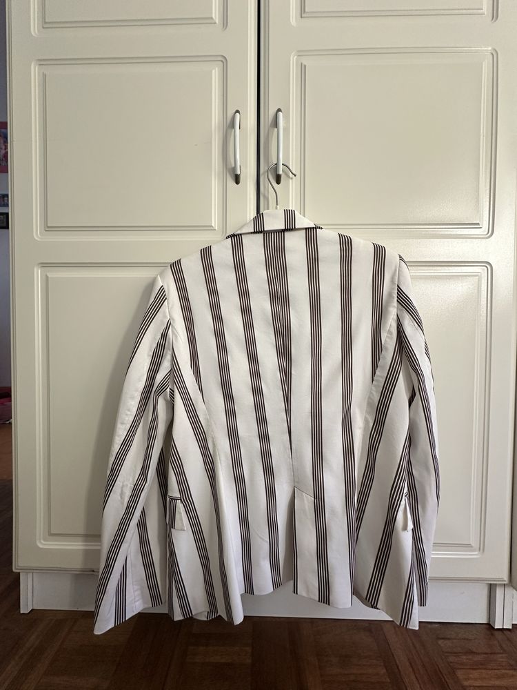 Blazer listrado da ZARA BASIC