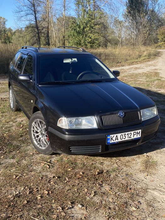 Продам Skoda Octavia Tour