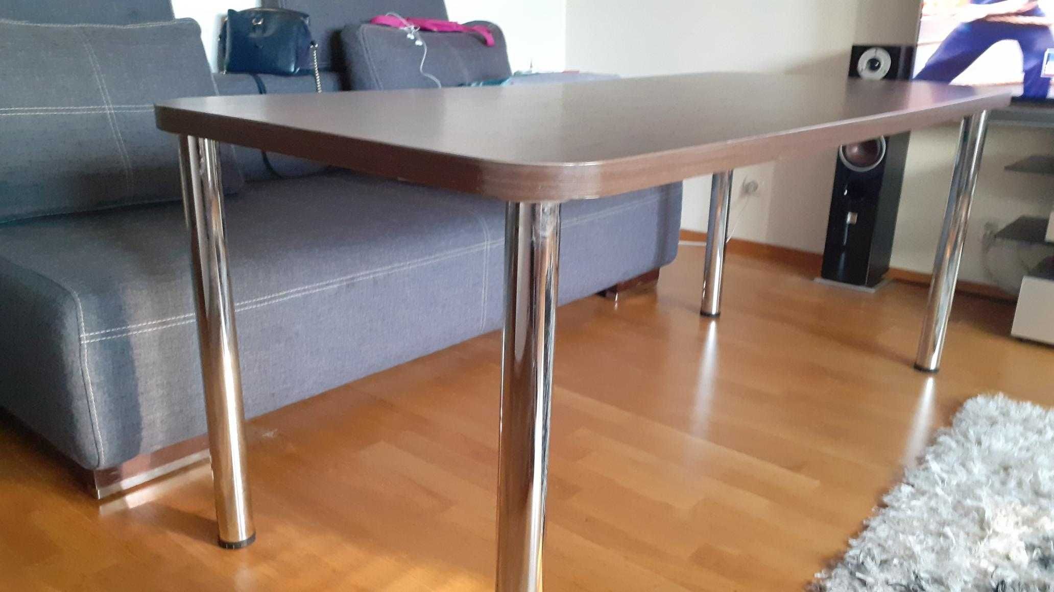 Stół owalny, w dobrym stanie, nóżki aluminiowe