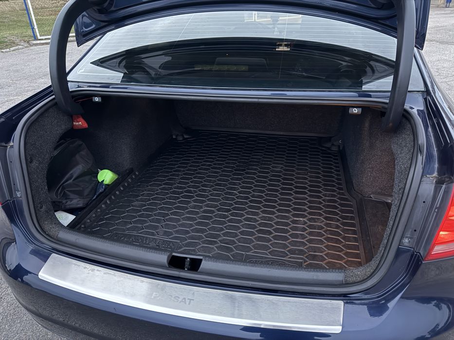 Volkswagen Passat Se 2013 Blue 2.5L