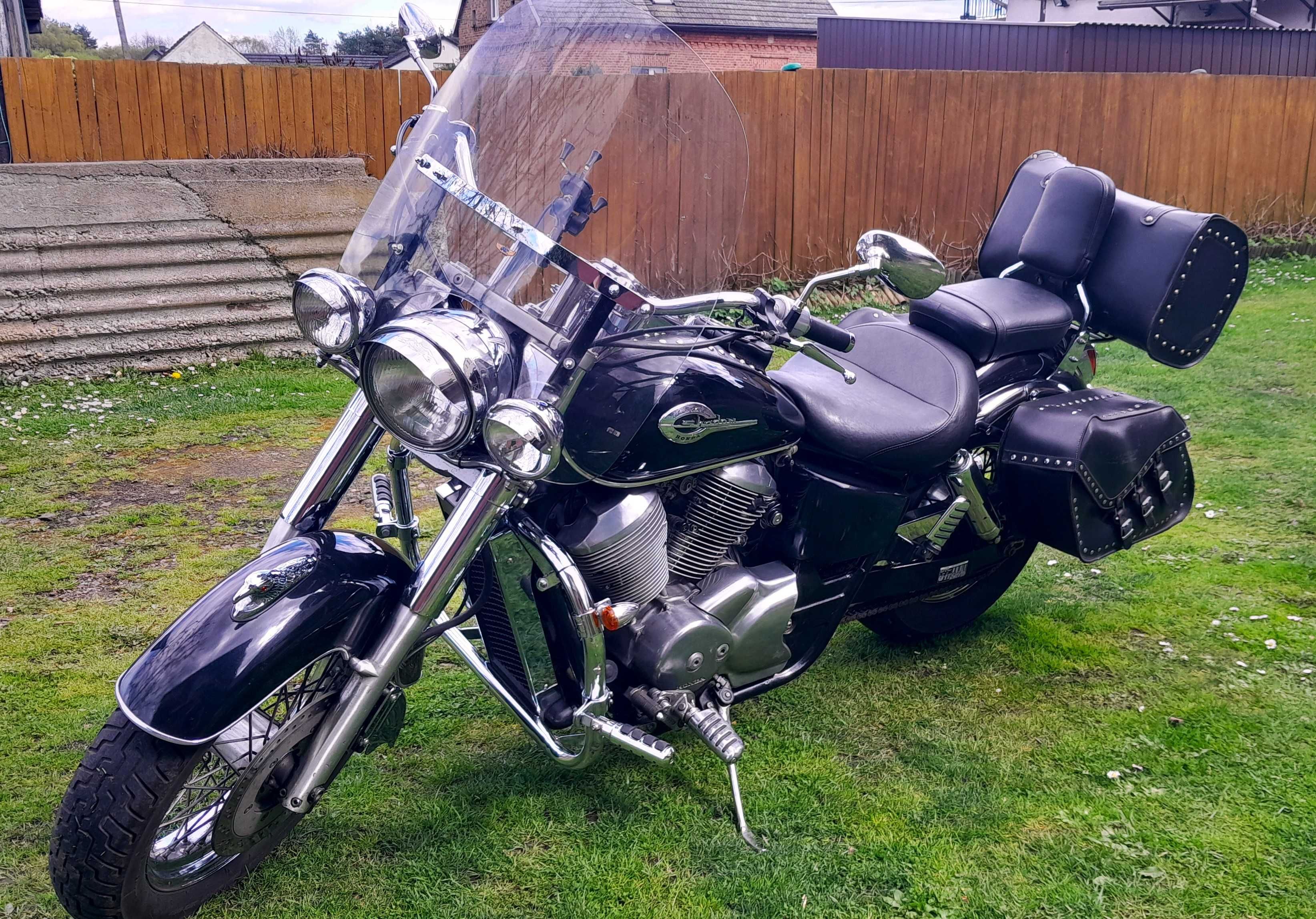 Honda Shadow VT750