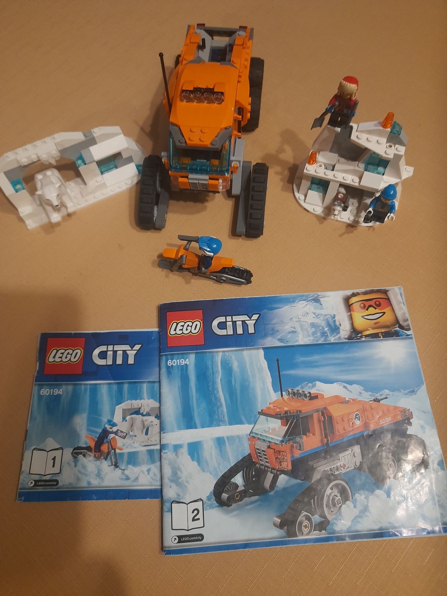 Lego City 60194 Arktyczna terenówka zwiadowcza