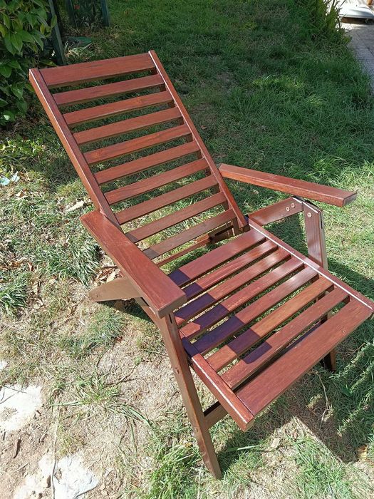 Cadeira de Jardim Inclinável em Madeira
