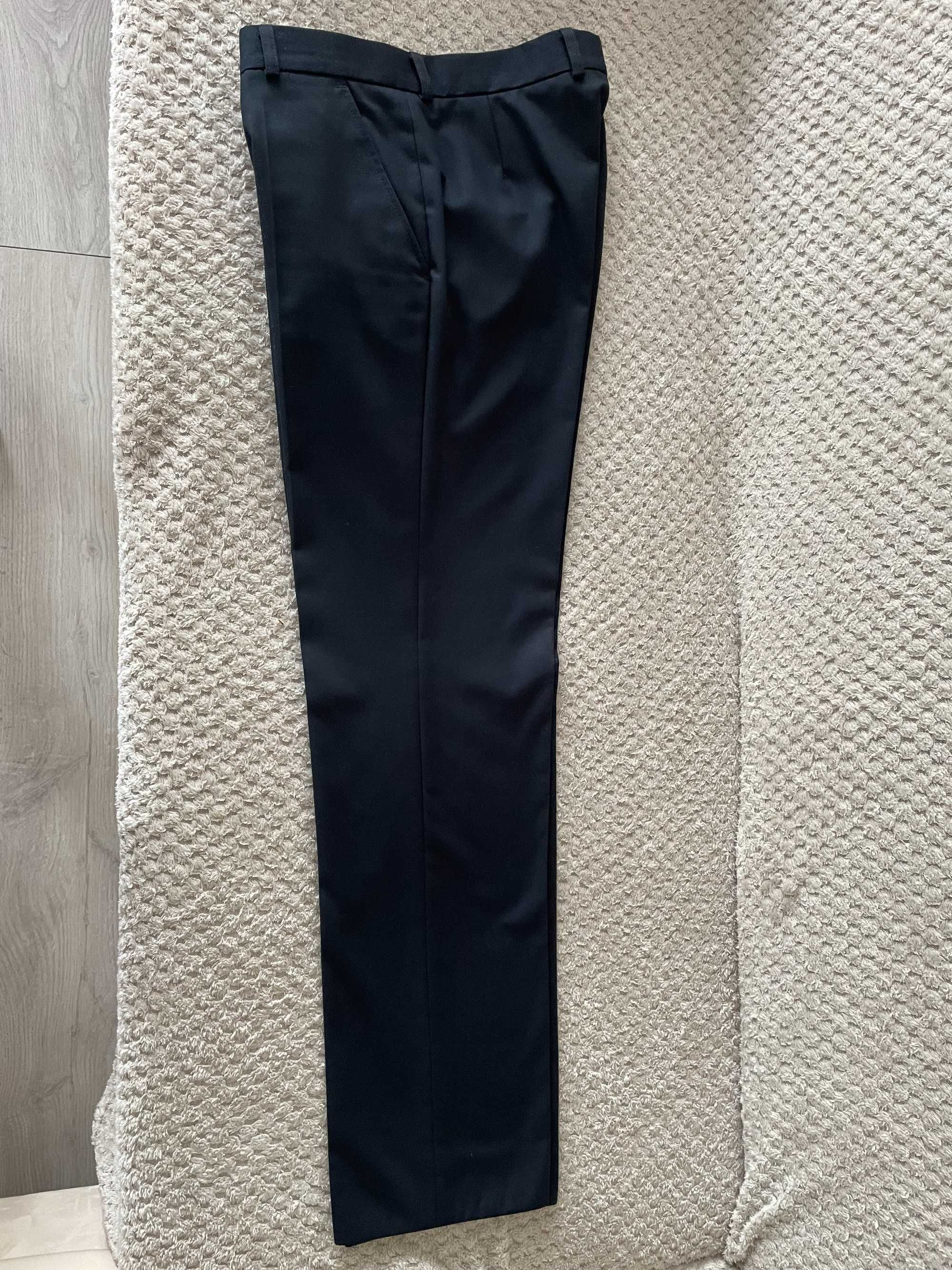 Sprzedam granatowy garnitur PUERE 170 cm