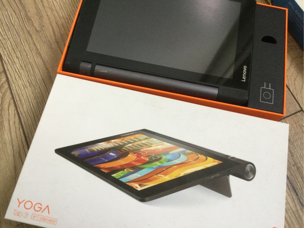 Tablet Lenovo Yoga Tab YT3-850L, zablokowany