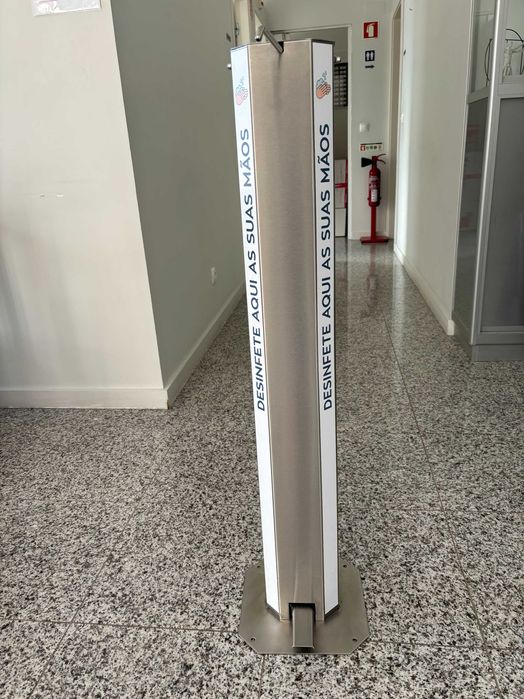 dispensador desinfetante de chão