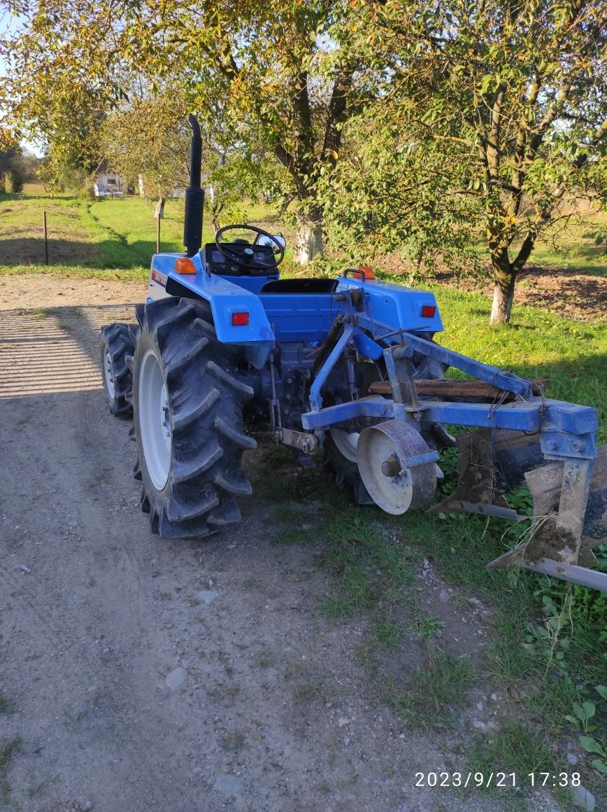 Міні трактор мітсубісі мт2501D