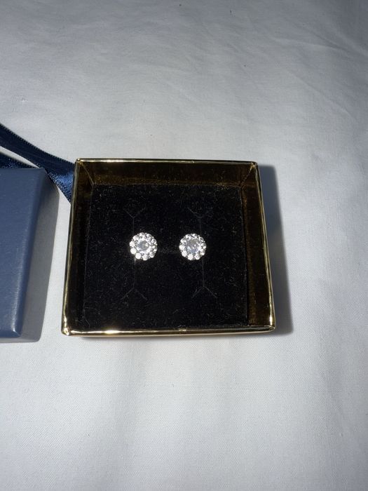 Brincos oro vivo prata