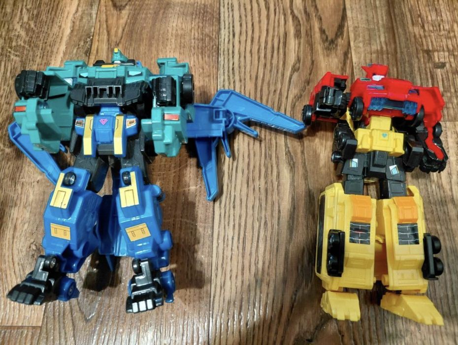 Трансформери Dinoster