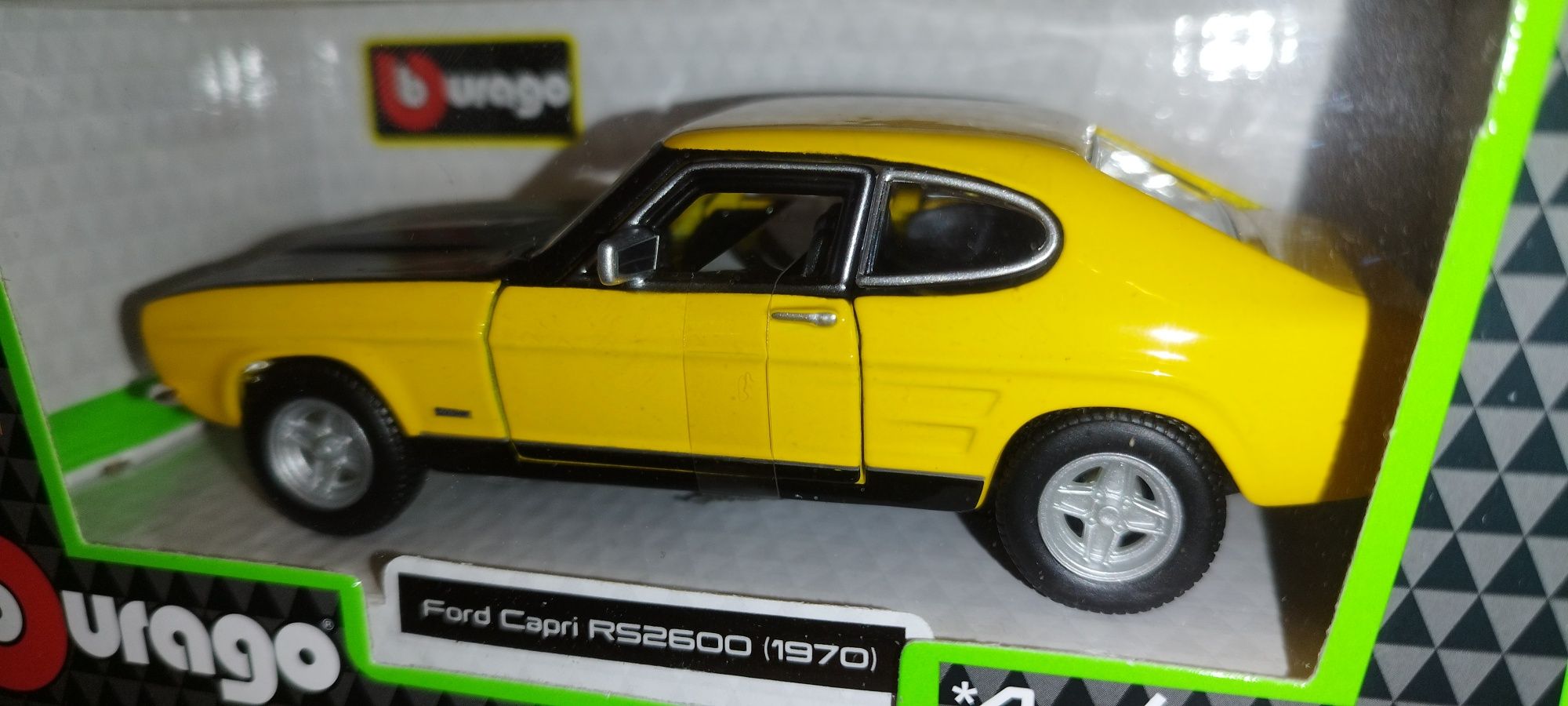 Bburago Ford Capri RS2600 z 1970r, skala 1:32 Burago.