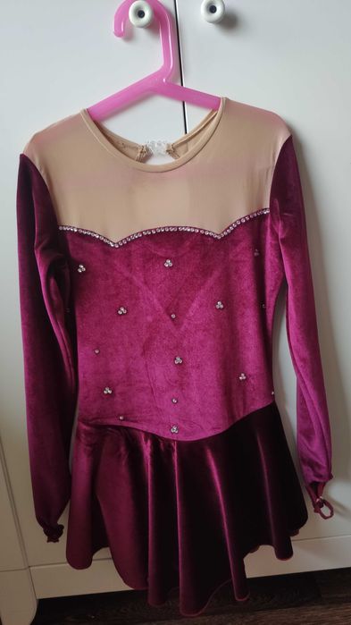 Sukienka startowa łyżwiarstwo figurowe