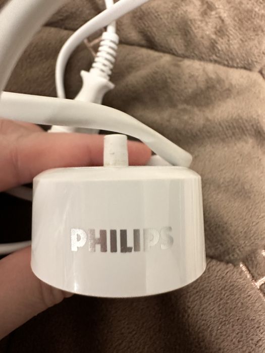Зарядка на зубну щітку Philips